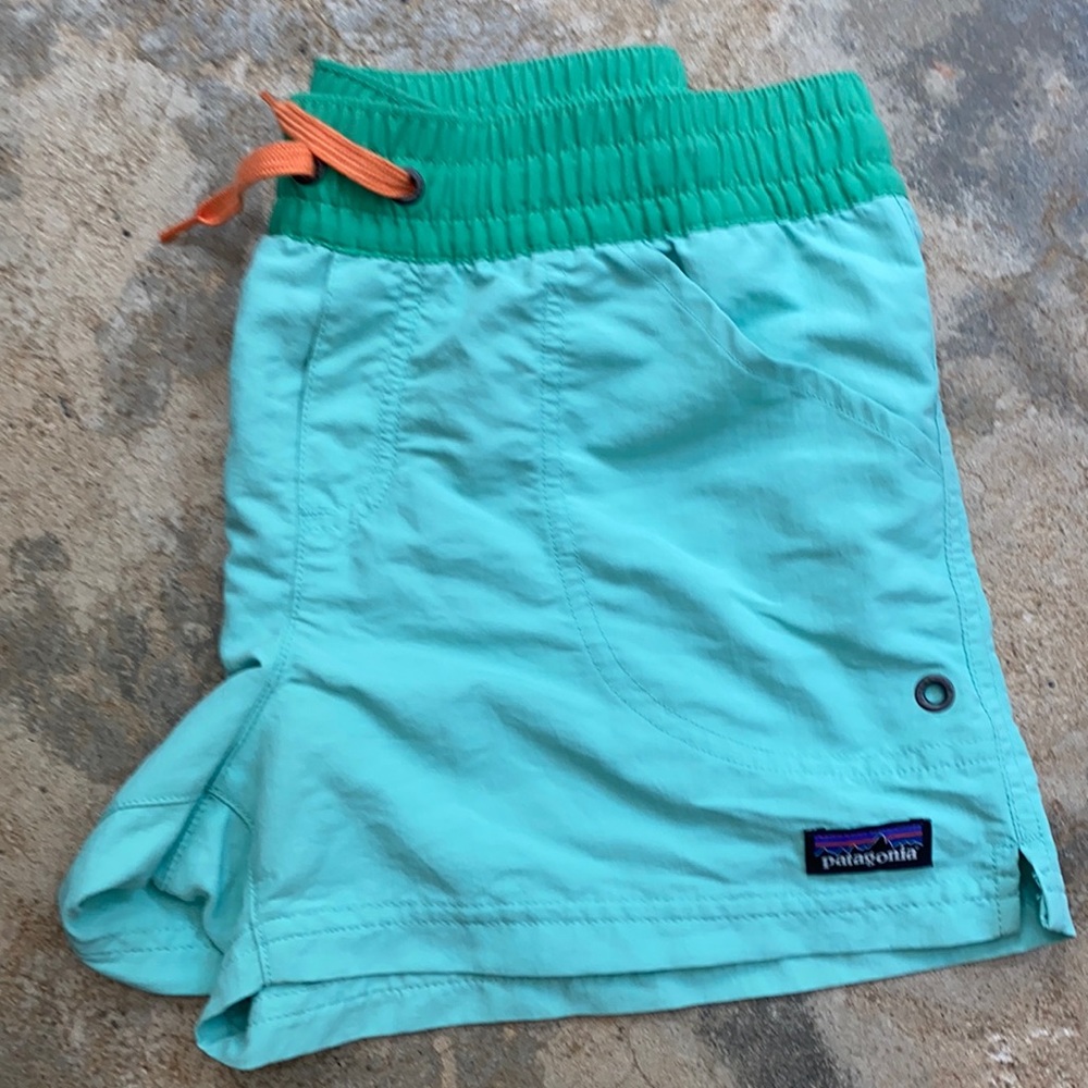 NWOT patagonia shorts can fit kids or women’s!